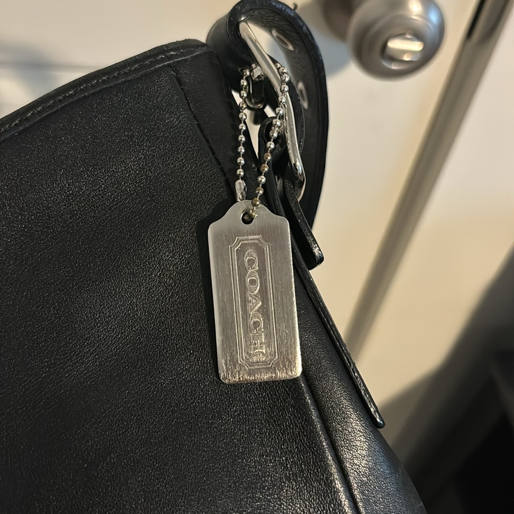 Vintage Coach Flap Front Purse - Picture 9 of 10